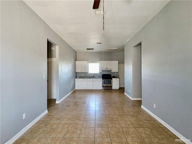 Photo - 7 2nd St Unit 5