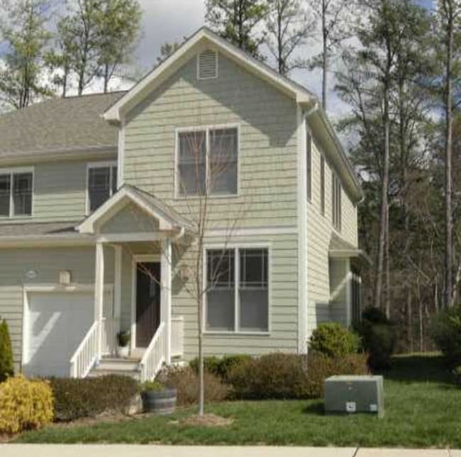 Building Photo - 307 Charleston Ln Rental