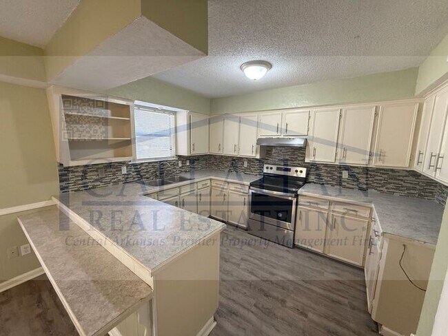 Photo - 4 Bedroom Home in Mabelvale