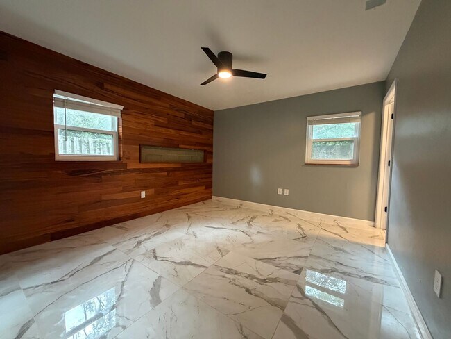 Photo - 3330 NW 24th Ave
