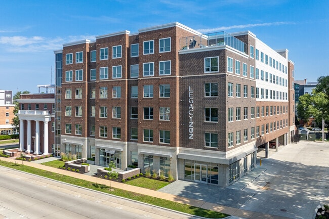 Building Photo - Legacy 202 Rental