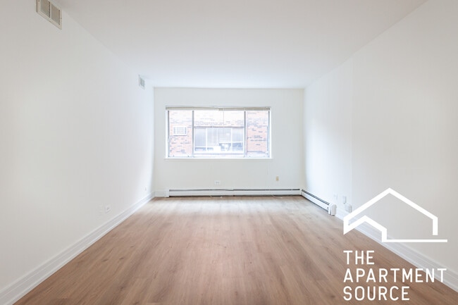 Photo - 544 W Melrose St Unidad 367