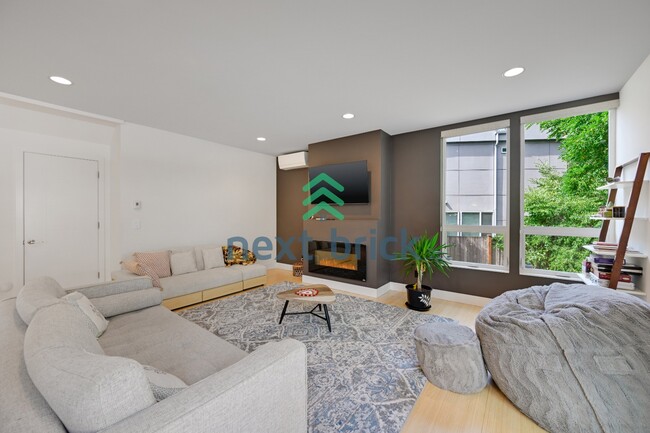 Photo - "Spacious 4-Bedroom Seattle Home with 3 Full Baths and 2,420 Sq. Ft. of Comfort!"