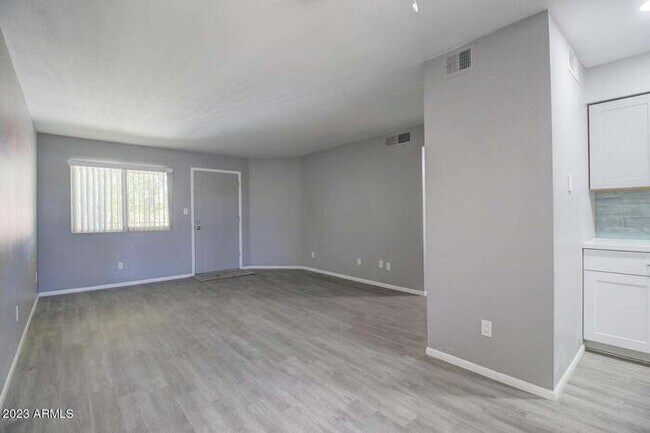 Photo - 2220 W Dora St Unit 214
