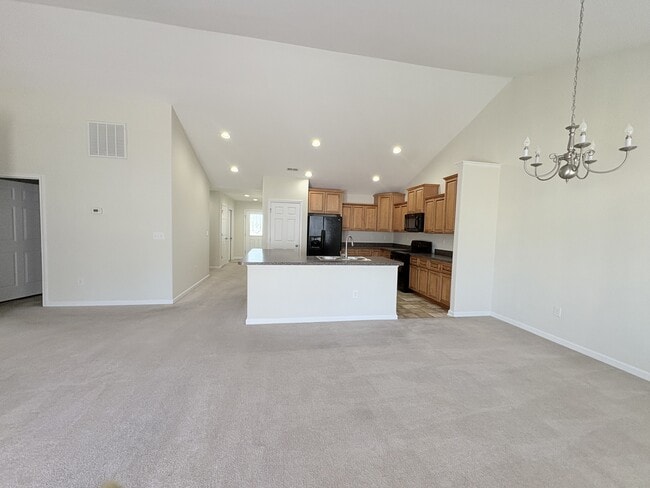 Photo - 62 Lofty Cir