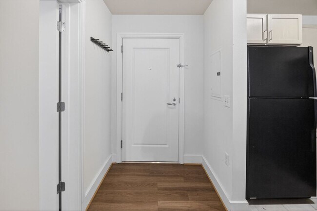 Photo - Short Walk to the Wharf! - Professionally Managed and Spacious 1BR With Monument Views Unit S117