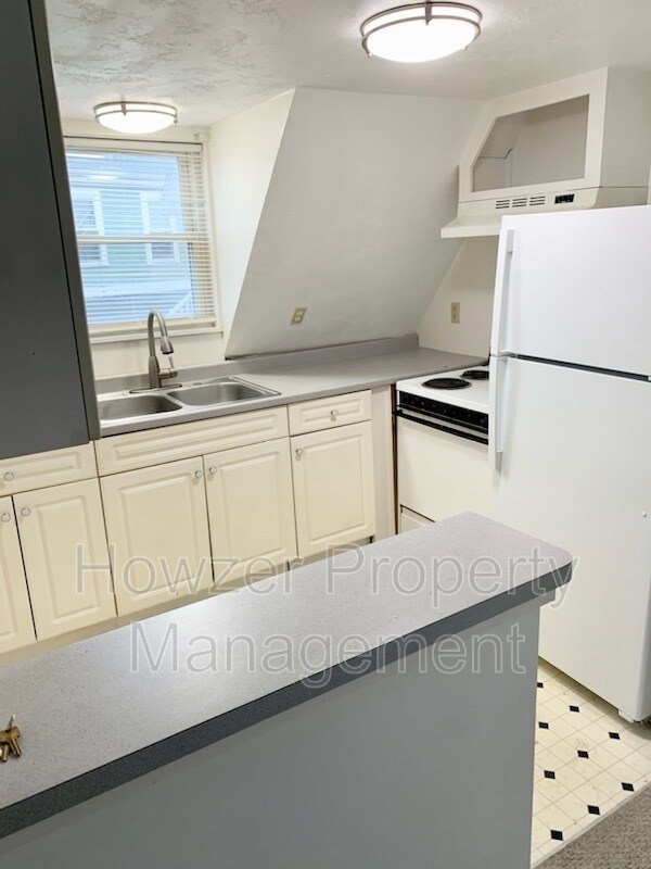 Photo - 215 Onset Ave Unit Apt 3B