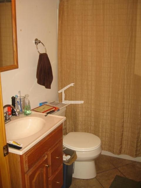 10 Aldie St Unit 1