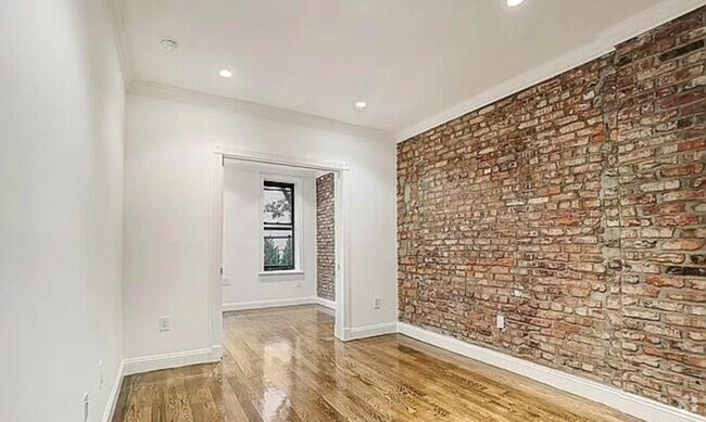 Building Photo - 309 Mott St Unit 3C Rental