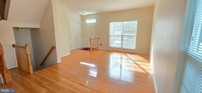 Building Photo - 12723 Sullivan Ct