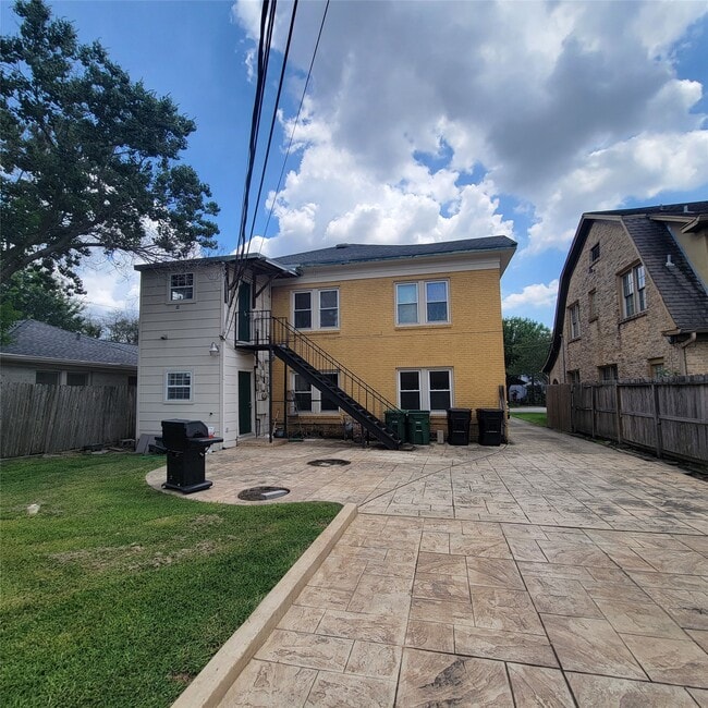 Photo - 2408 Huldy St