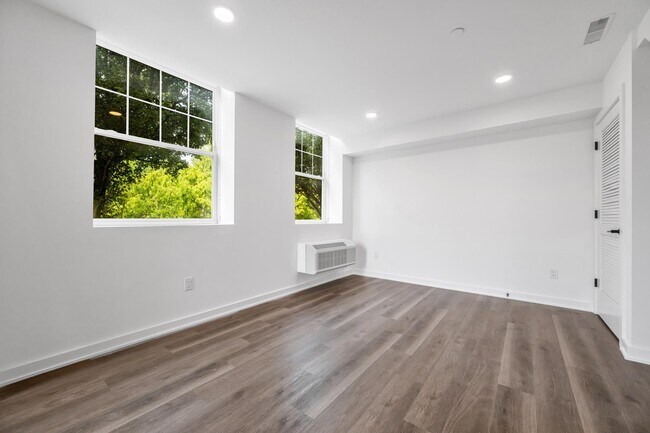 Photo - 315 Railroad Ave Unit 107