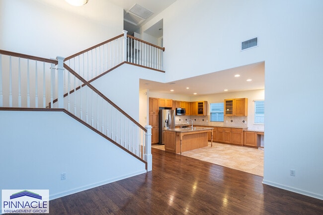 Building Photo - 91-1038 Waiilikahi St