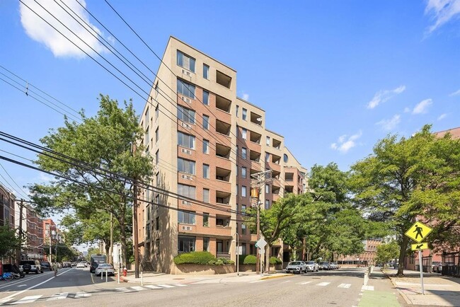 Building Photo - 300 Newark St. Unit 6C Rental