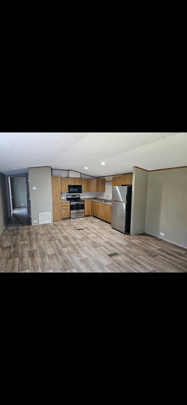 Photo - 2549 Lowe Rd