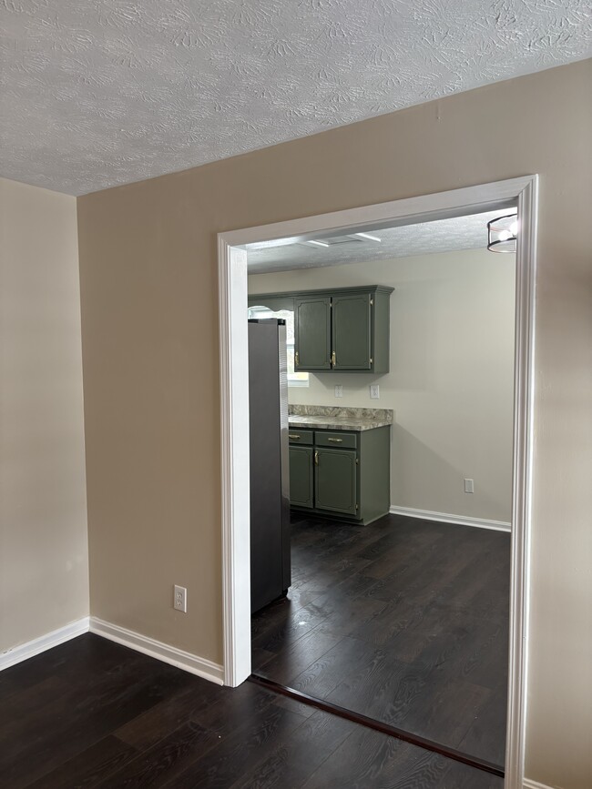 Photo - 203 Cypress St