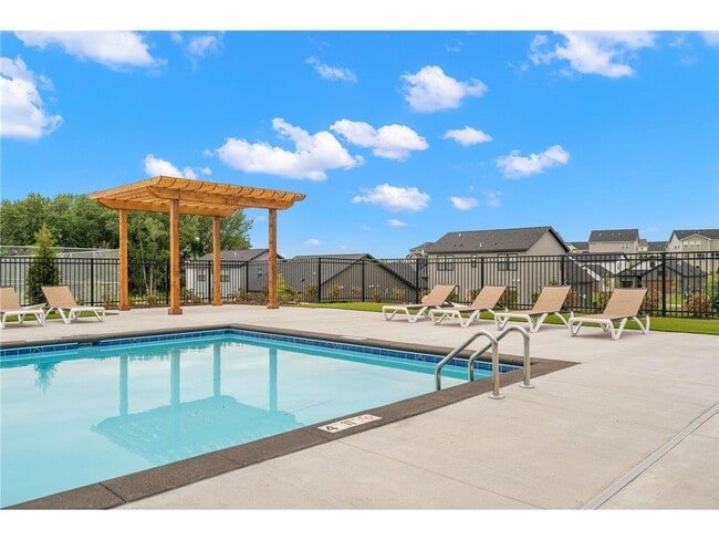 Photo - 1120 Dundalk Trl