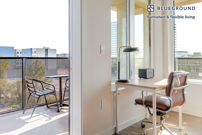 Photo - 2333 Calle Del Mundo Unit SI FL6-ID2136