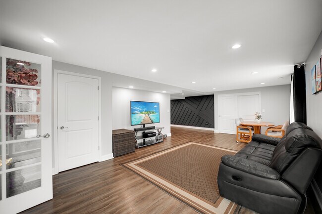 Photo - 2022 Ingemunson Ln