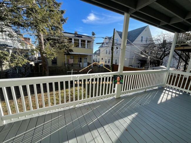 Photo - 68 Bellevue St Unidad 2