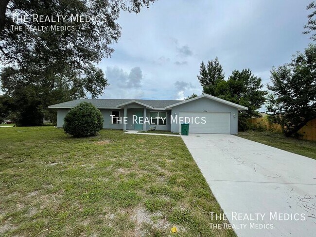 Building Photo - 1708 Providence Blvd Rental