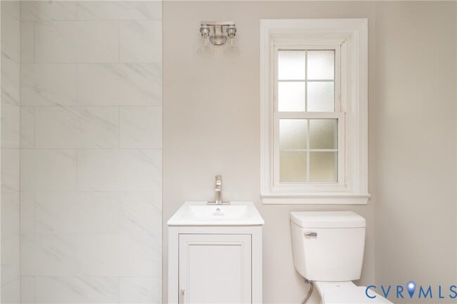 Photo - 609 Willomett Ave