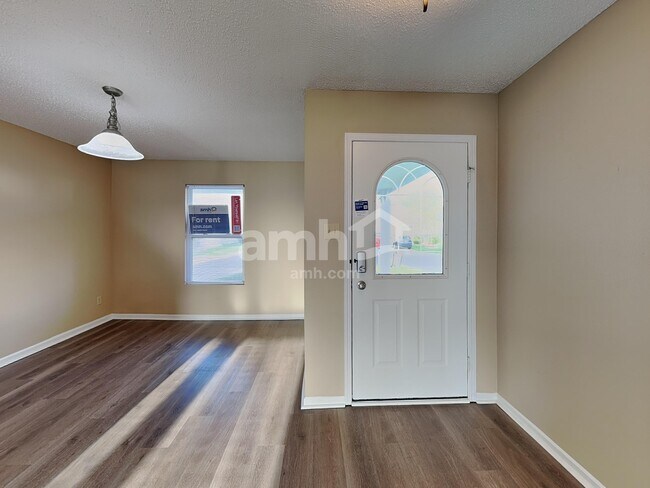 Photo - 920 Belvedere Dr