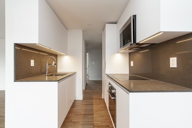 Photo - 501 Kingston Rd Unit 602