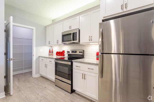 2 BR, 2 BA - 1133 SF - The Townhomes at Two Rivers
