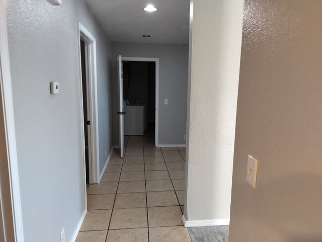 Photo - 3 Bedroom, 1 bathroom house in Edmond, OK with central heat and air