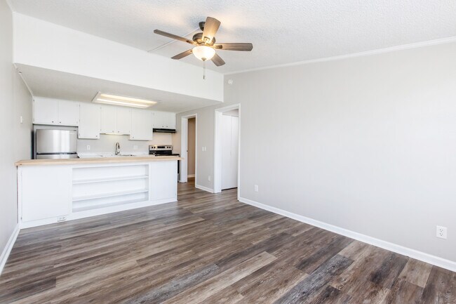 Lakeshore Apartments