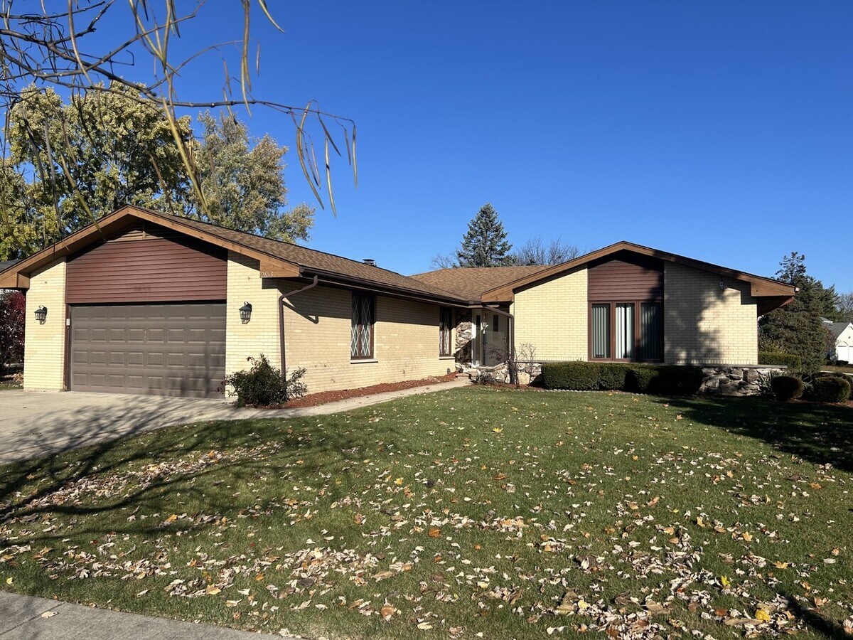 Photo - 2653 N Bradford Dr