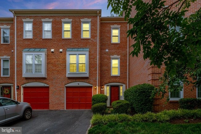 Photo - 18 S Montana St Townhome