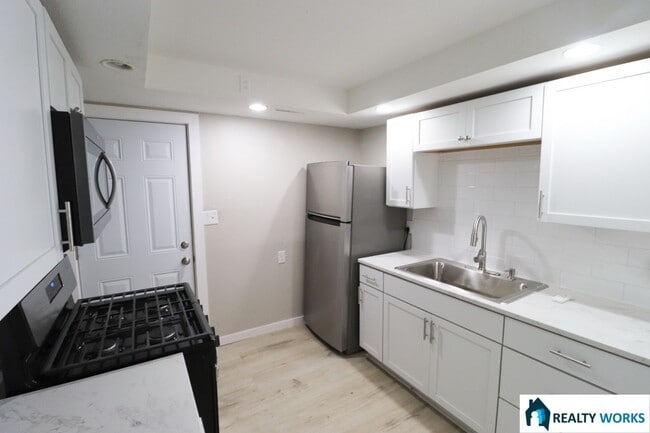 Photo - 840 N 29th St Unit #2