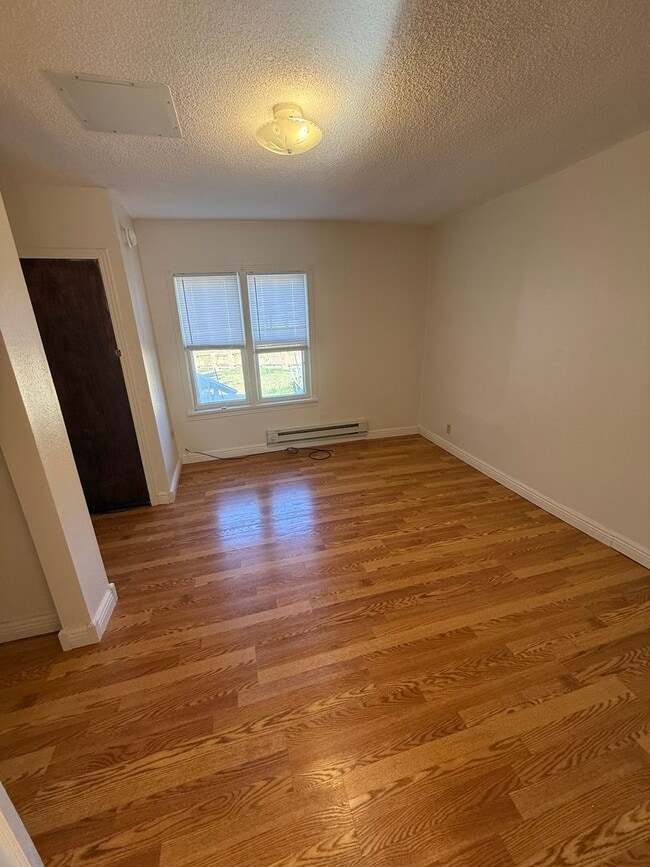 Photo - 1001 Silverleaf Ave Unit 2