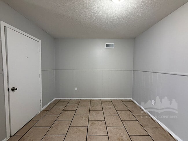 Photo - 3359 Spring Water Cove