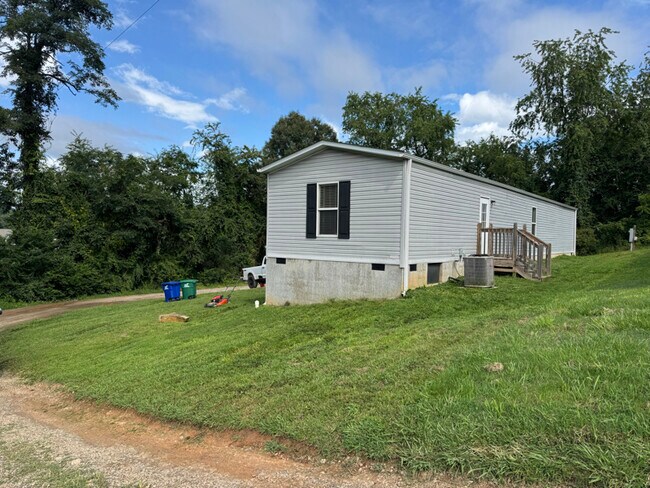 85 Short St