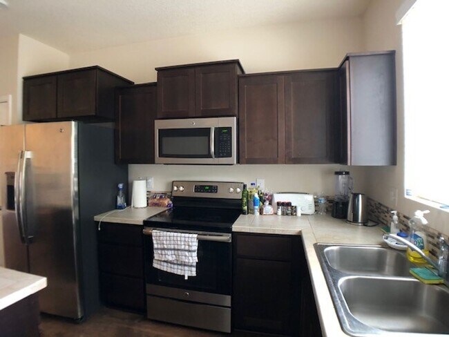 Photo - Delightful Morningside Community by DR Hor...