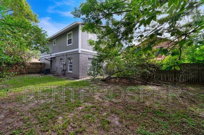 Photo - 435 Eaton St