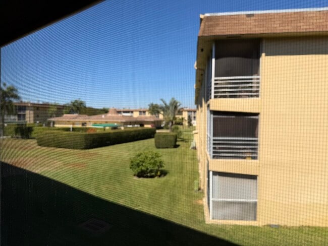 Photo - 600 Village Green Ct Unit 219