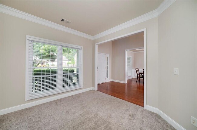 Photo - 1120 Bagwell Dr NW