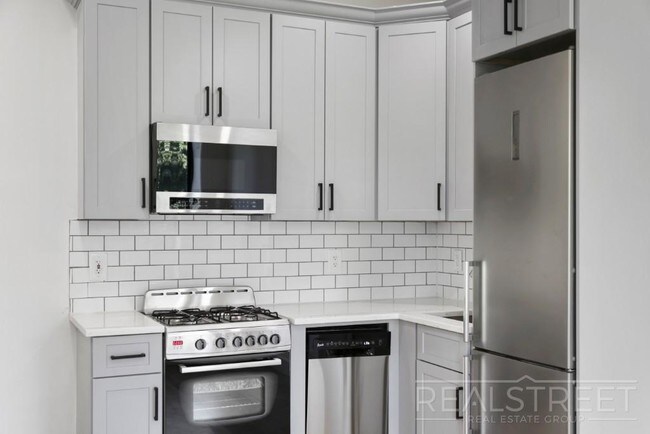 Photo - Stunning New 1 BED in North Crown Heights Brownstone