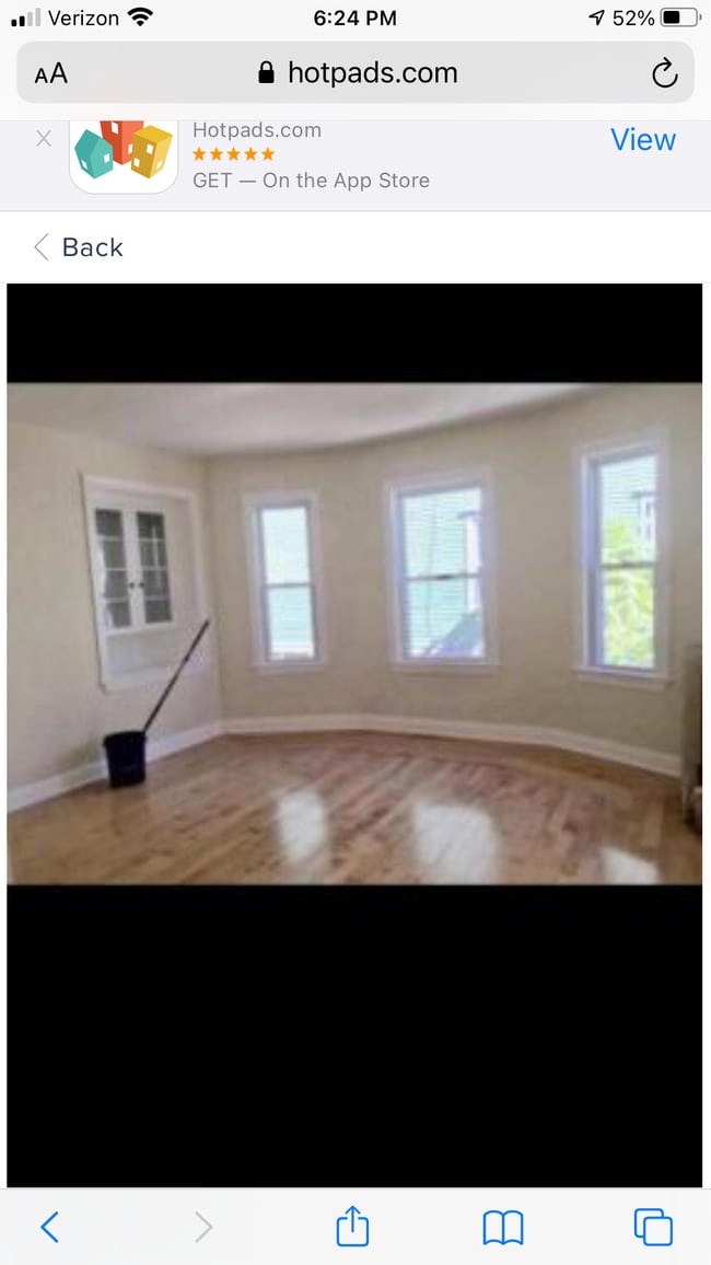 Living room - 1213 Middlesex St Unit Middlesex