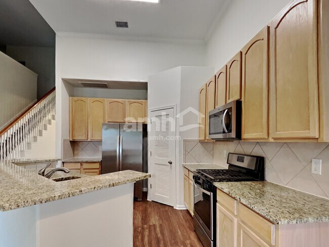 Photo - 30710 Country Meadows Dr