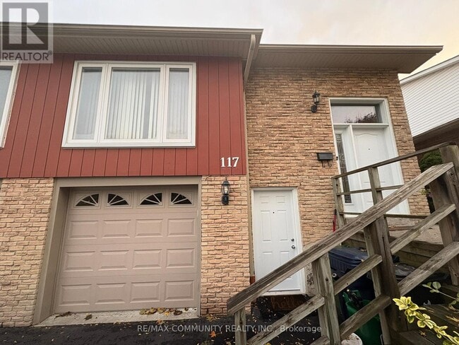 Photo - 117 Millhouse Crescent