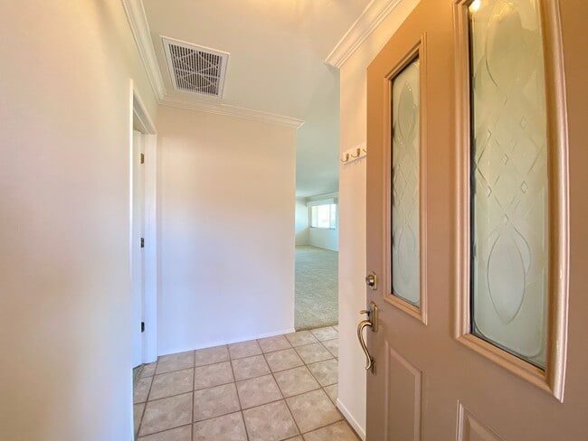 Photo - Beautiful corner condo in Lake San Marcos