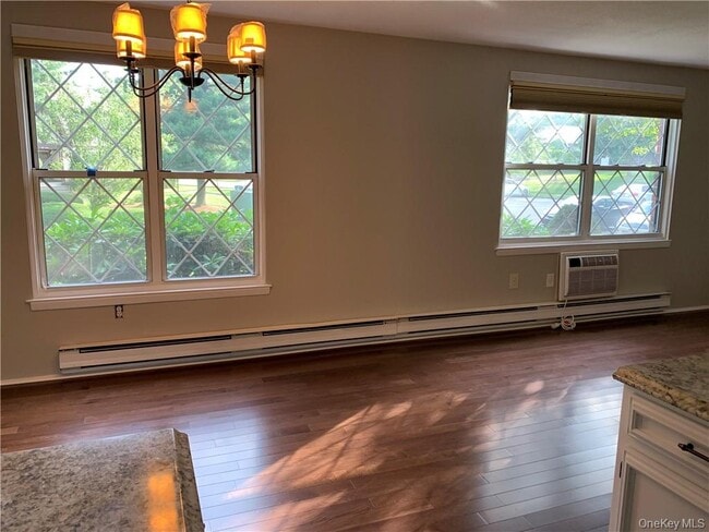 Photo - 565 Sierra Vista Ln