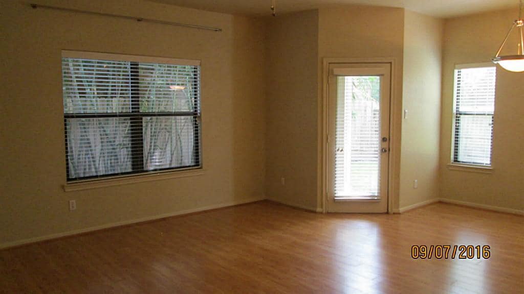 Photo - 5202 Brinkman Ct