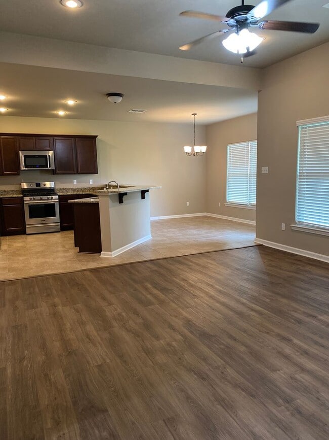 Photo - Beautiful 3 bedroom home