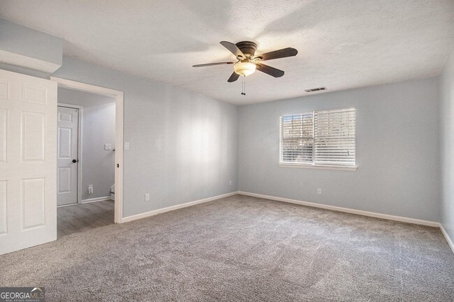 Photo - 703 Guide Post Ln